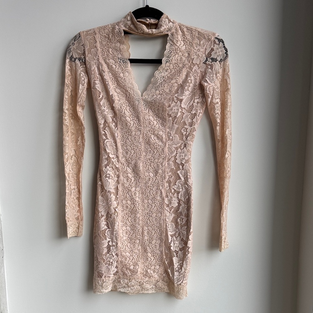 bebe Elegant Lace Long Sleeve Dress Size XXS